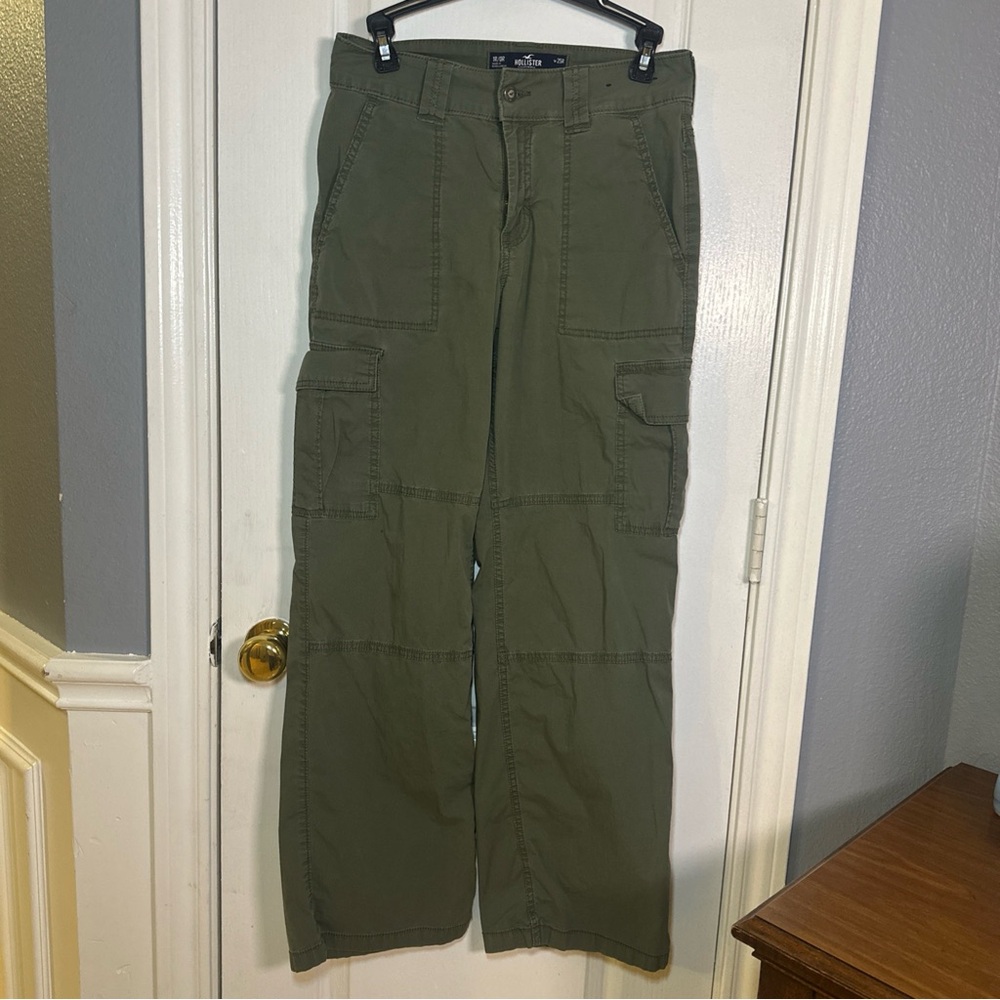 Hollister Cargo‎ Pants Women's Size 1R/0R Green High Rise Baggy